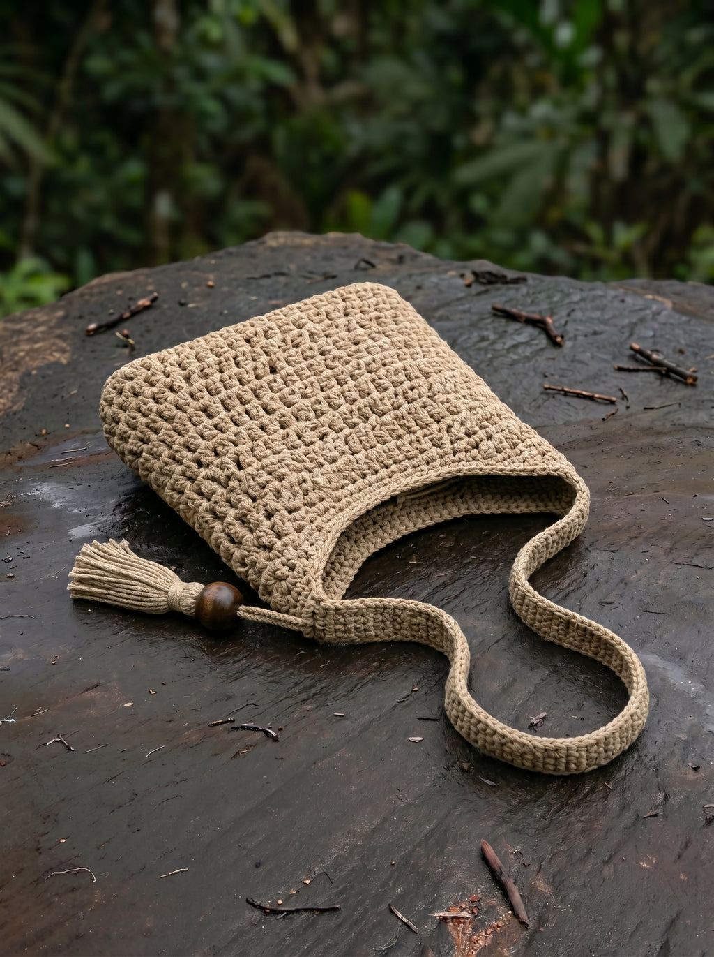 Boho Beige Crochet Shoulder Bag – Handmade Tassel Bag