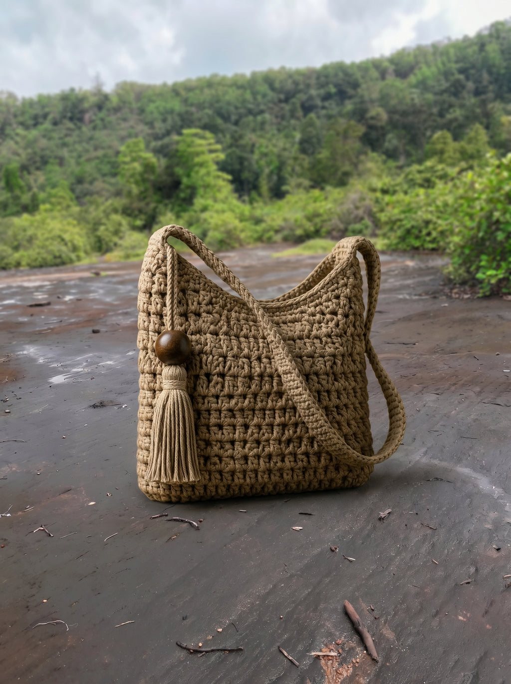 Boho Beige Crochet Shoulder Bag – Handmade Tassel Bag